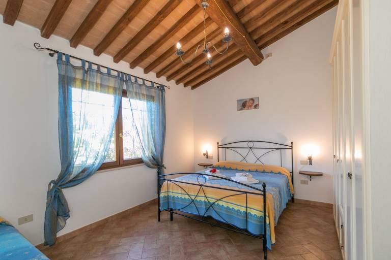 Farmhouse "Il Pino - Olivo" with Shared Pool, Private Terrace & Wi-Fi — photo 5