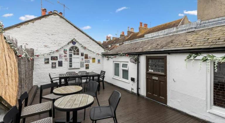 Holiday apartment | Next to Brighton Palace Pier — photo 5