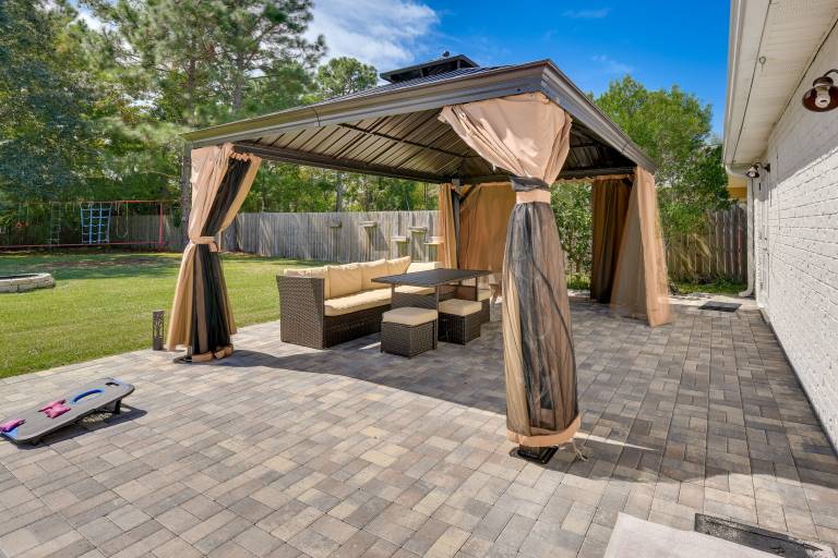 Destin Villa w/ Patio  2 Mi to Miramar Beach! — photo 2