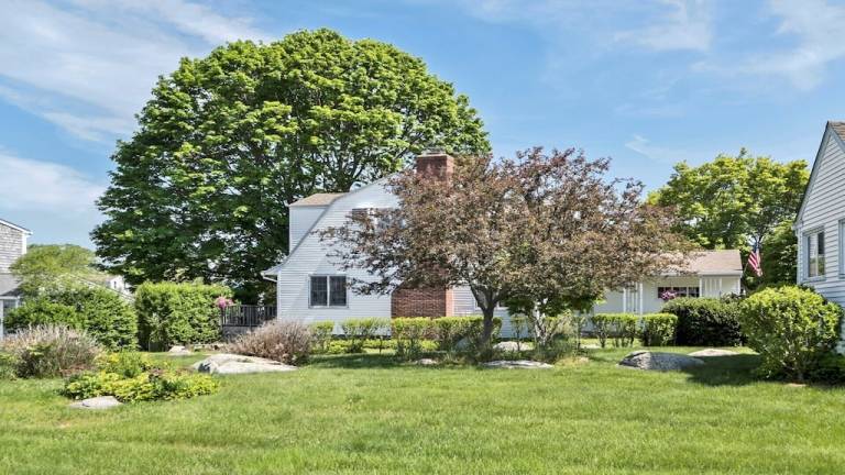 House  Groton Long Point