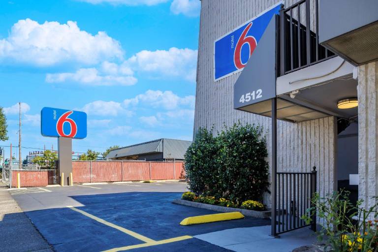 Motel 6 Portland, OR – Southeast — photo 5