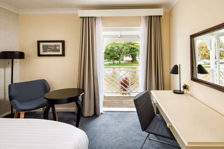 Apartment Egham