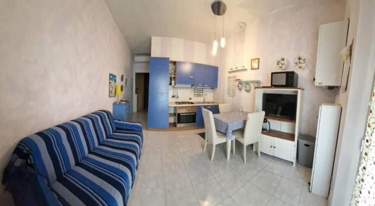 Apartment with 1 room for 4 persons — photo 4