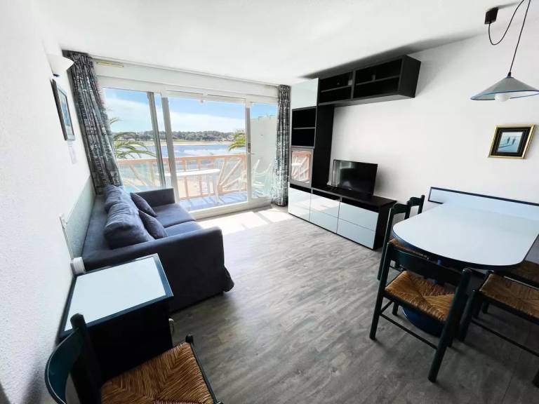 Holiday apartment with pool | Next to the beach | Pets allowed — photo 3