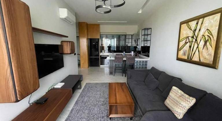 Lux apts in luxurious complex, 50m to the sea in Alanya