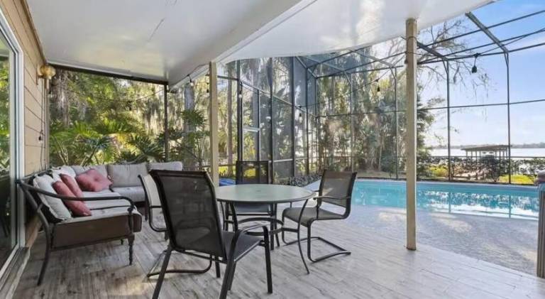 Vacation home with jacuzzi & pool — photo 5