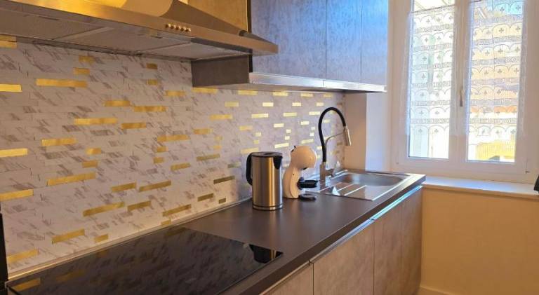 Holiday apartment with 2 rooms for 6 persons — photo 4