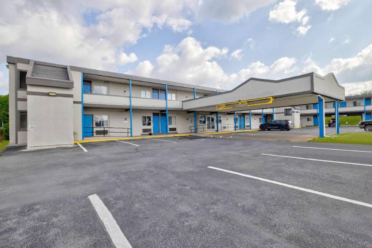 Motel 6 Harrisburg, PA – Near PA Expo Center in Harrisburg, PA
