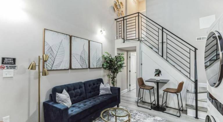 Large Bi-Level 2BR Loft in Old City that Sleeps 8 in Philadelphia, PA