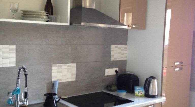 Pleasant rental apartment with terrace, grill & garden | Pets allowed — photo 3