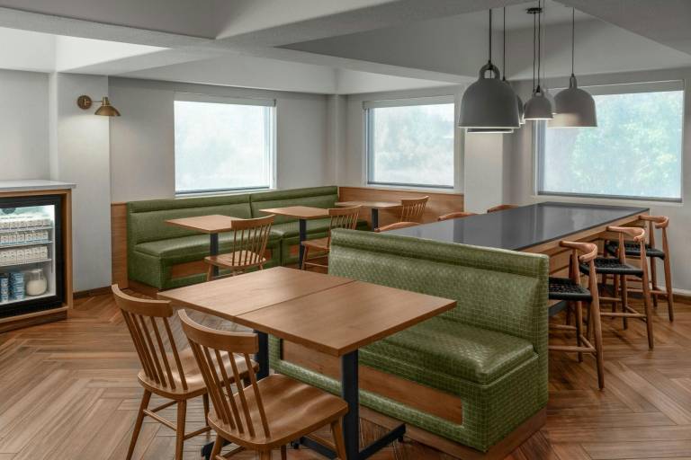 Fairfield by Marriott Inn & Suites San Francisco San Carlos — photo 4