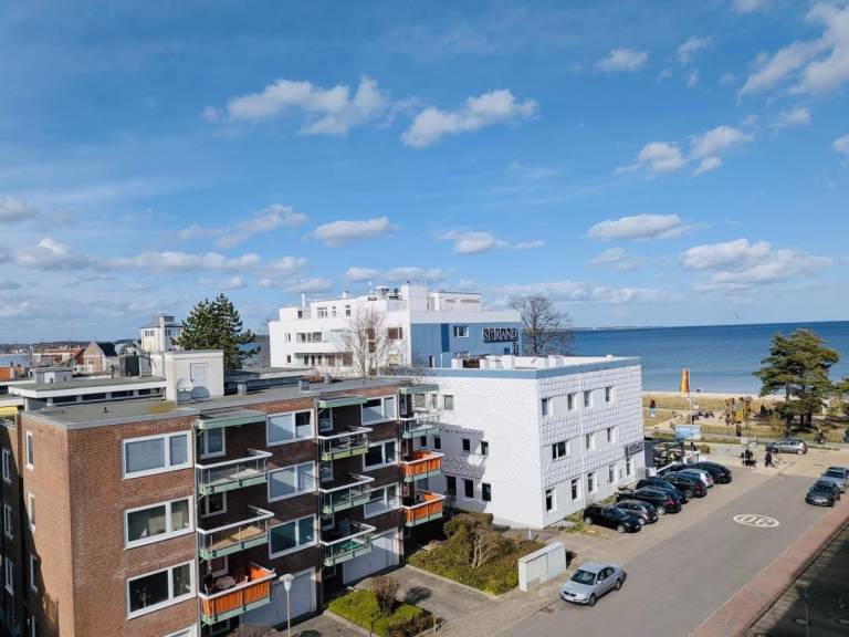 Family-oriented rental apartment with terrace | Sea view | Next to the beach | Pets allowed — photo 2