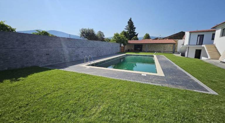 Farm with garden, pool & terrace — photo 4