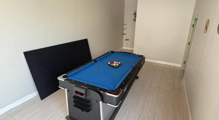 Lovely chalet with jacuzzi & terrace | Pets are welcome — photo 4