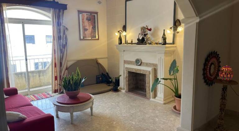 Triple room in Beautiful Maltese Maisonette in St. Julian's