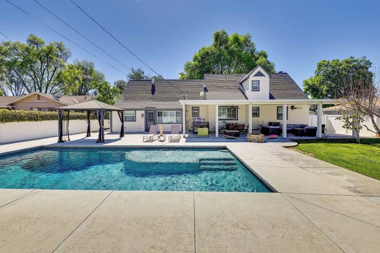 House Riverside