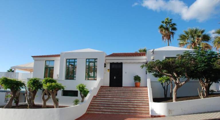 Fully equipped villa with barbeque, hot tub & patio | Suitable for remote work | Pets are welcome in Adeje