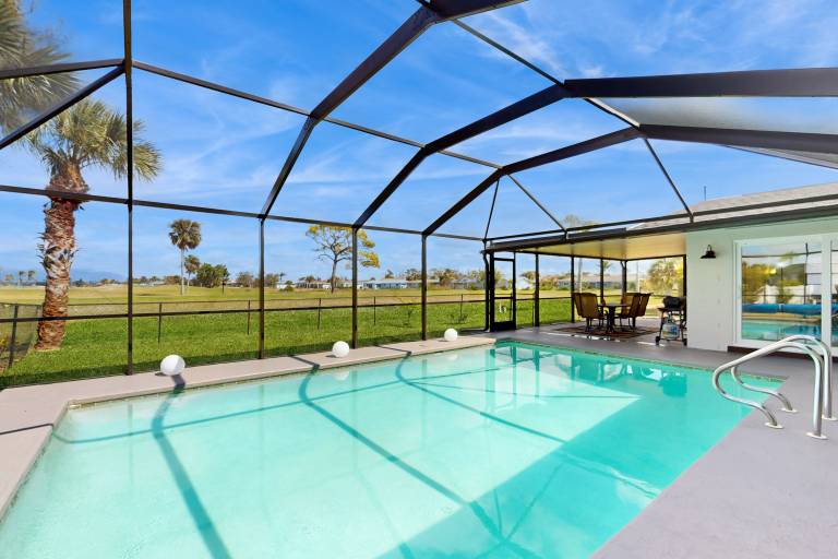 Golf Cart & Heated Pool Rotonda West Getaway
