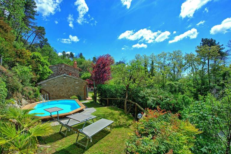 Villa with patio, grill & private pool — photo 3