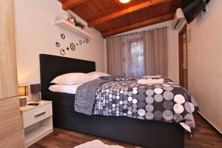 Family-oriented beautiful studio with terrace | Pet-friendly — photo 2