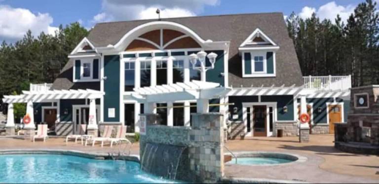 Villa Baysville