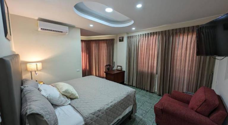 Hotel Abrego