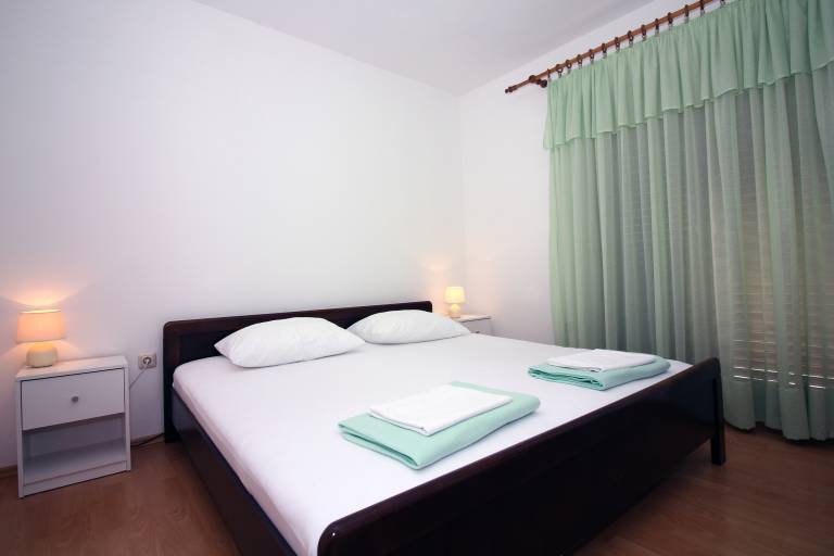 Privatzimmer Tisno