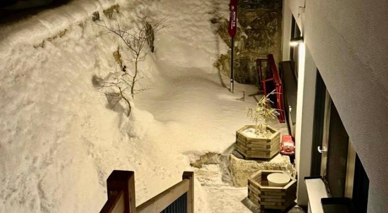 Holiday apartment with patio — photo 4