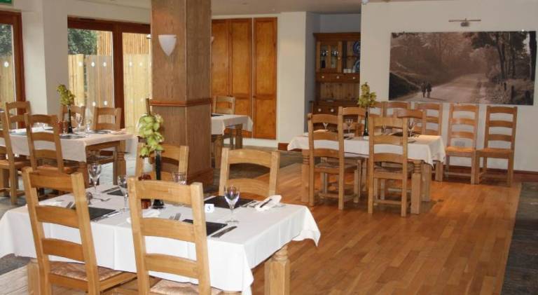 Cottage Lea's Country Hotel & Restaurant — photo 2