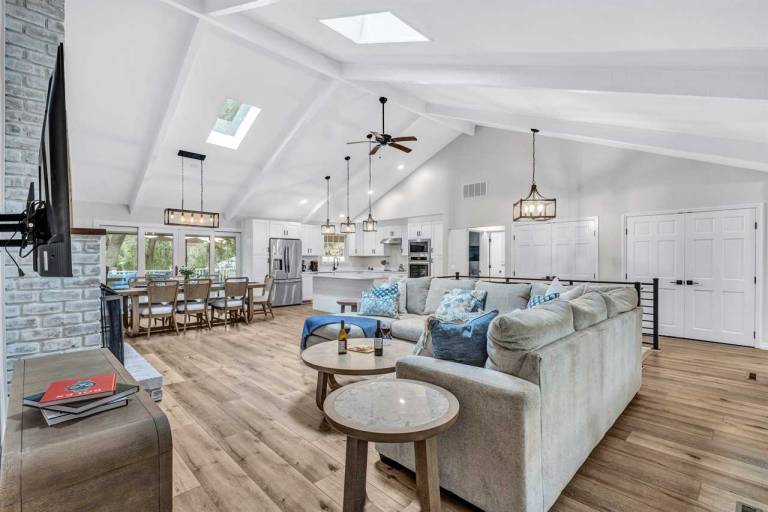 4 South Beach Ln @ Sea Pines Pool & Spa Steps to Beach Golf & Tennis — photo 2