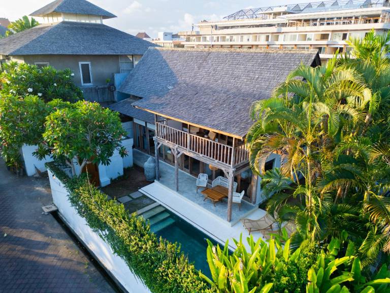 Villa with yard, patio & private pool | Perfect for remote work in Bali