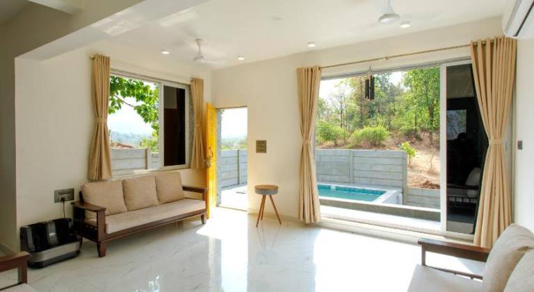 Villa with private pool, grill & patio — photo 2