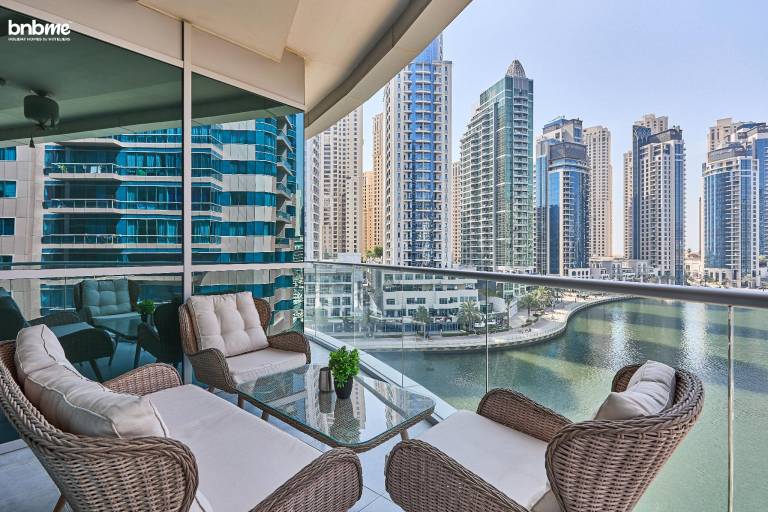 Apartment with pool, jacuzzi & sauna | Suitable for remote work in Abu Dhabi