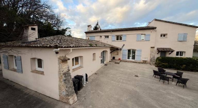 Holiday apartment with 1 room for 3 persons in Biot