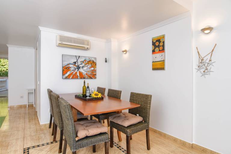 Child-friendly rental apartment with pool & garden | Next to the beach | Dogs allowed — photo 4