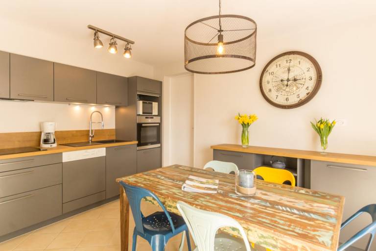 Gite with BBQ, garden & terrace — photo 2