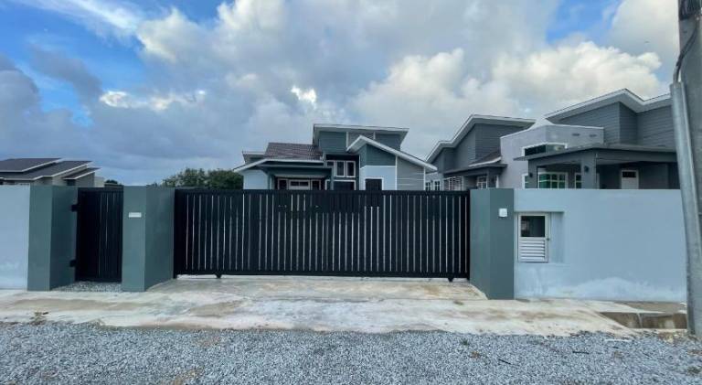 168 m&sup2; Ferienhaus