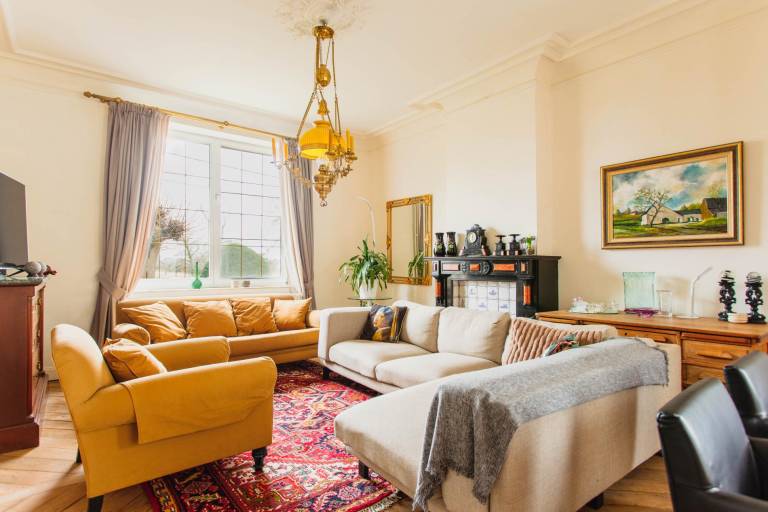 Family-oriented wonderful villa with garden, pool & hot tub | Pets allowed — photo 2