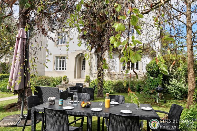 Ferienhaus mit Hund in Plougasnou Bretagne f&uuml;r max. 8 Personen