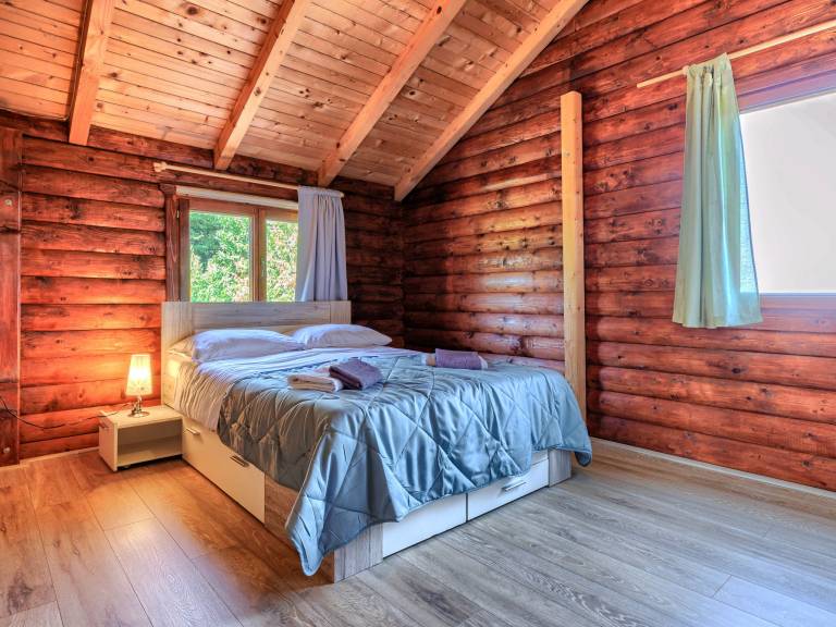 Fully equipped vacation home with terrace, yard & private pool | Pets are welcome — photo 4