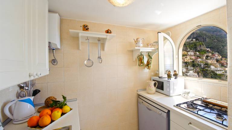 Fully equipped villa with terrace | Panoramic view | Close to the beach | Suitable for remote work | Pets allowed — photo 3