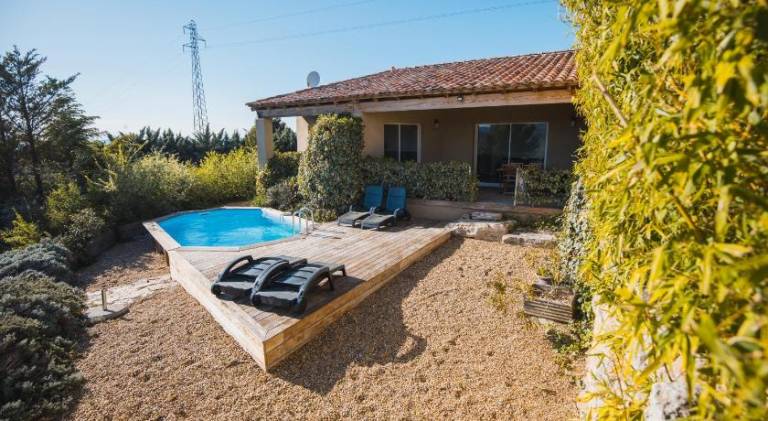 Villa with garden, patio & private pool — photo 4