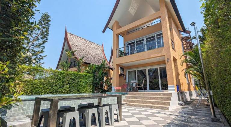 Villa with pool | Perfect for remote work — photo 2