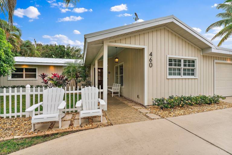 House Juno Beach