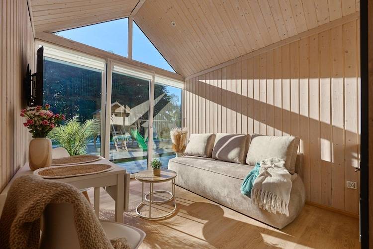 Family-oriented charming vacation home with pool & garden | Dogs allowed — photo 2