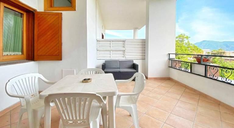 Apartment with terrace | Pets are welcome — photo 2