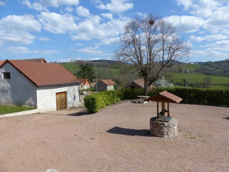 Gite with garden — photo 4