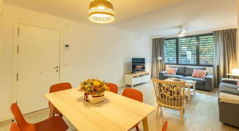 Charming 2 Bedroom Apartment with FREE PARKING close to Torre del Oro by Ocityzen — photo 3