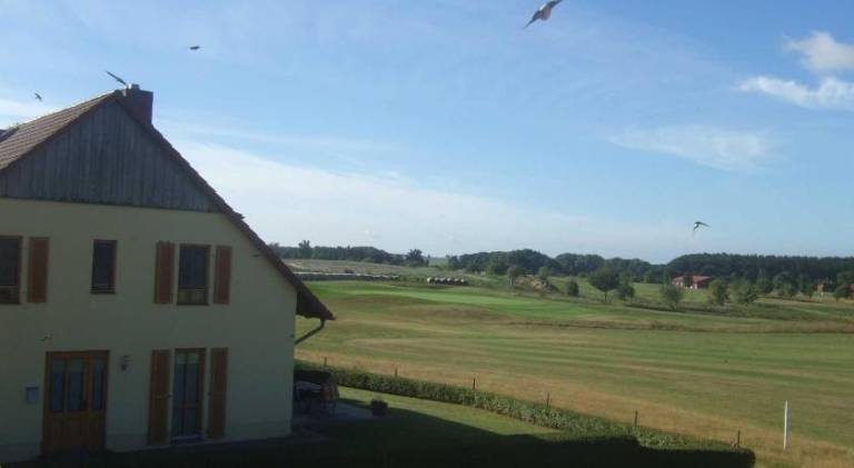 Pleasant holiday apartment | Pet-friendly in Goehren-Lebbin