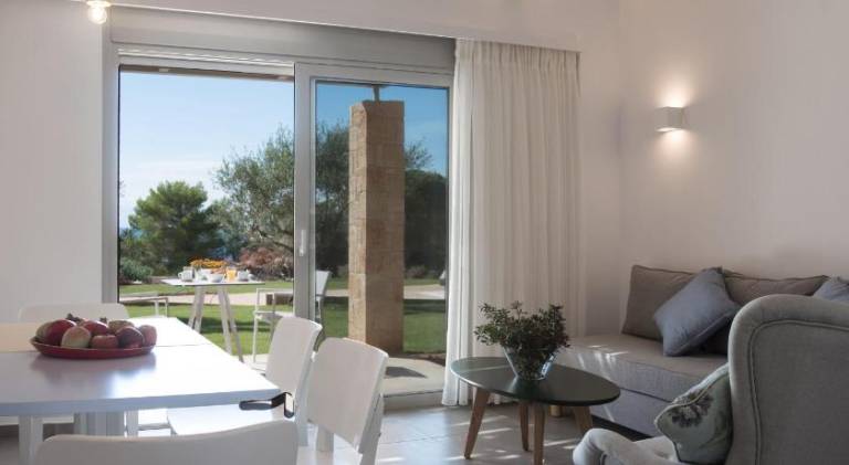 Wonderful apartment with pool, garden & terrace | Perfect for remote work | Pets are welcome — photo 2